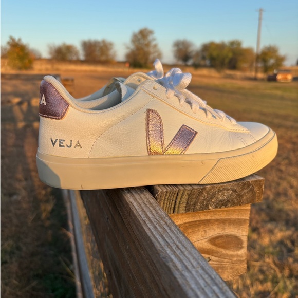 Veja White & Pink Campo Sneakers size 6 - Picture 4 of 7